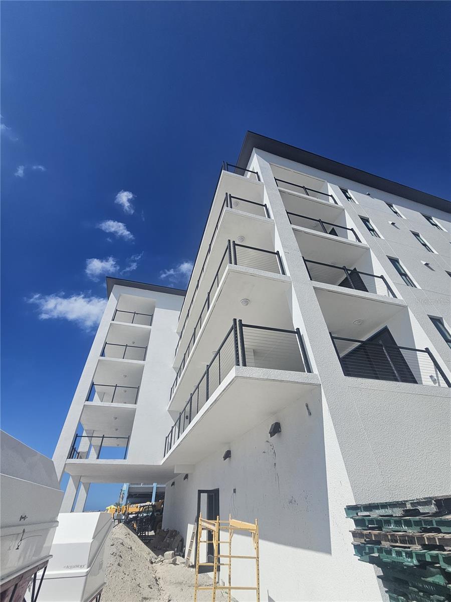 14048 GULF BLVD #301