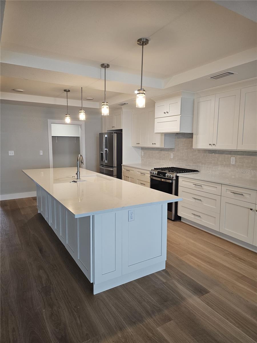 14048 GULF BLVD #301