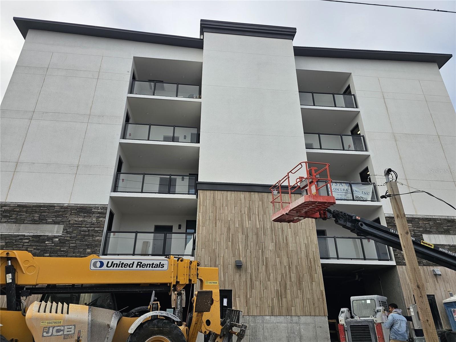 14048 GULF BLVD #301