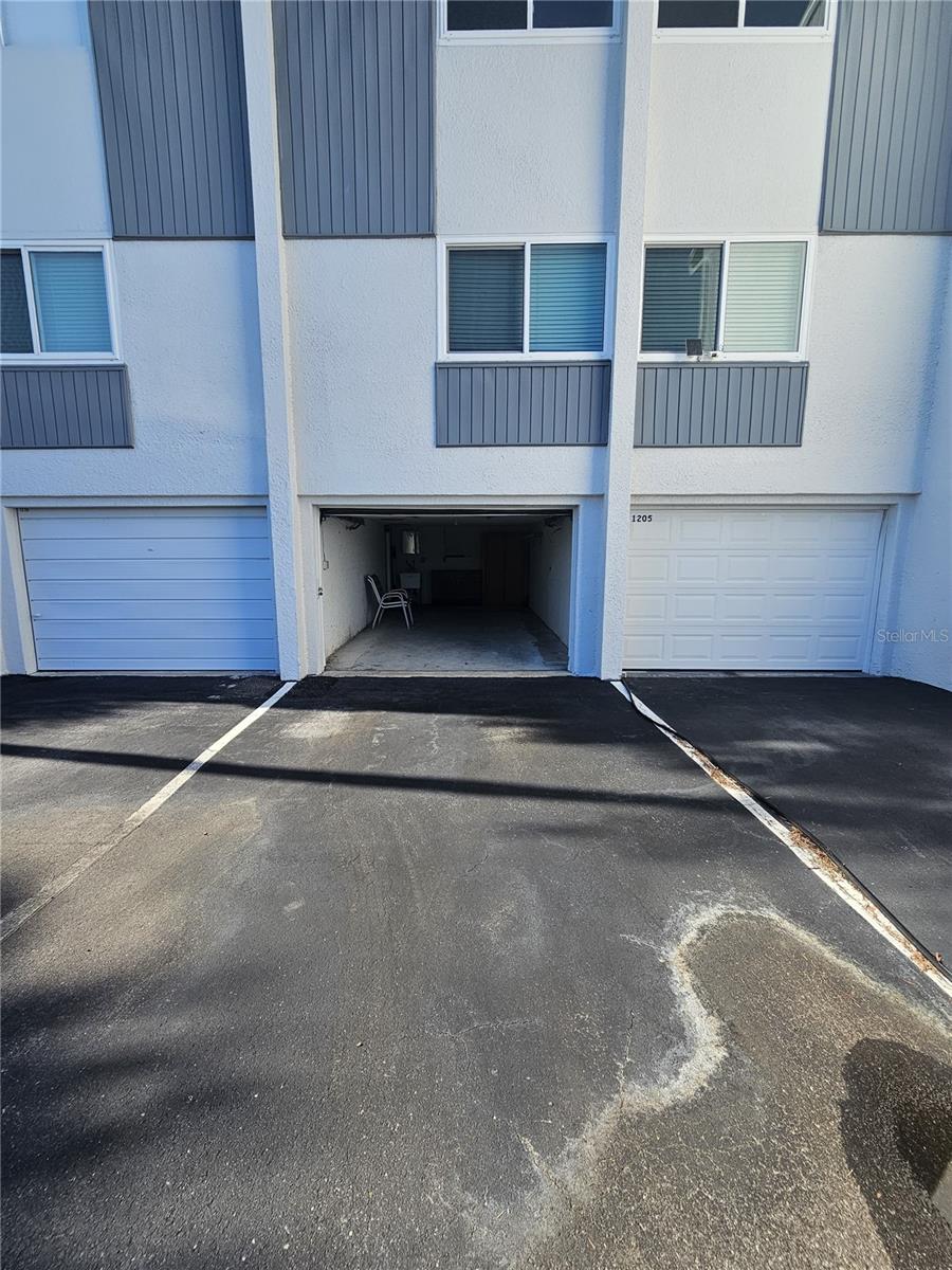 14800 WALSINGHAM RD #1215