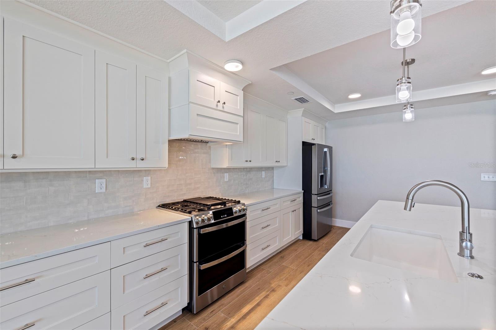 14048 GULF BLVD #202