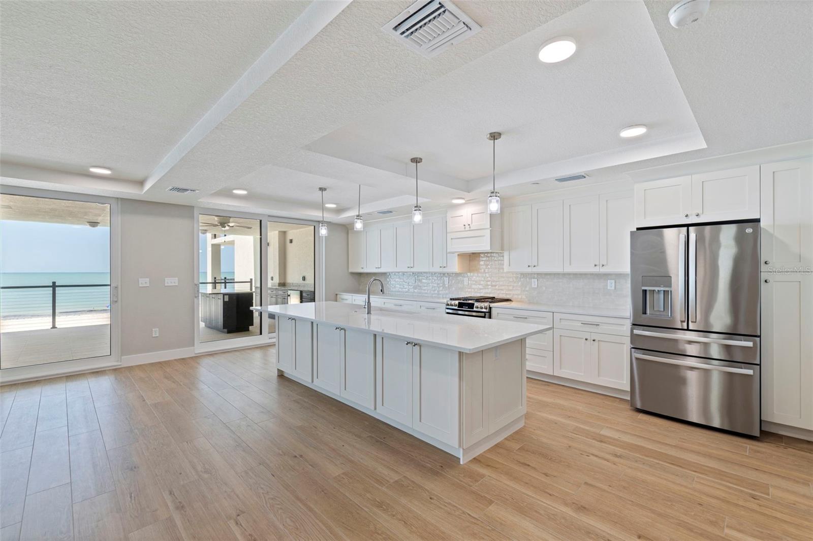 14048 GULF BLVD #202