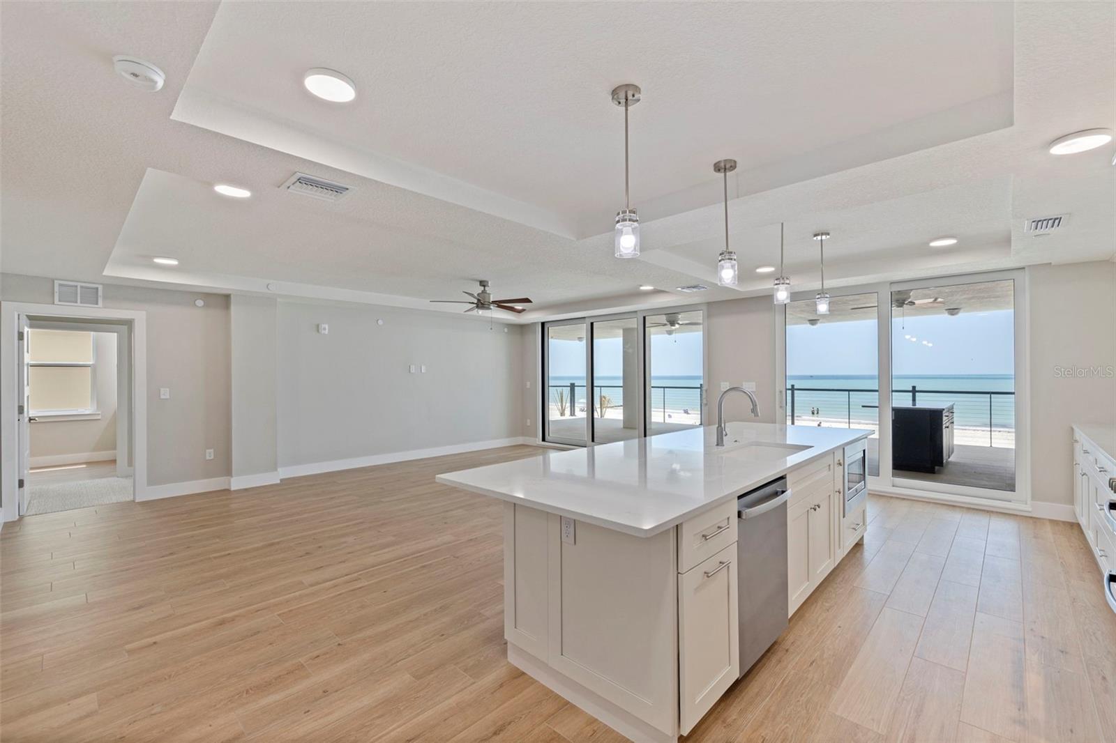 14048 GULF BLVD #202