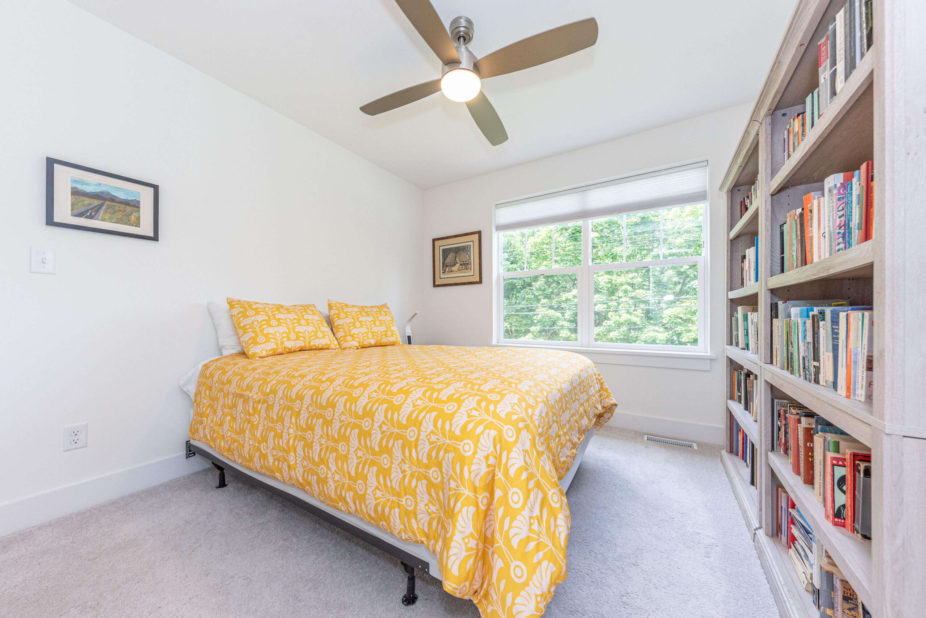 1005 Newport Road