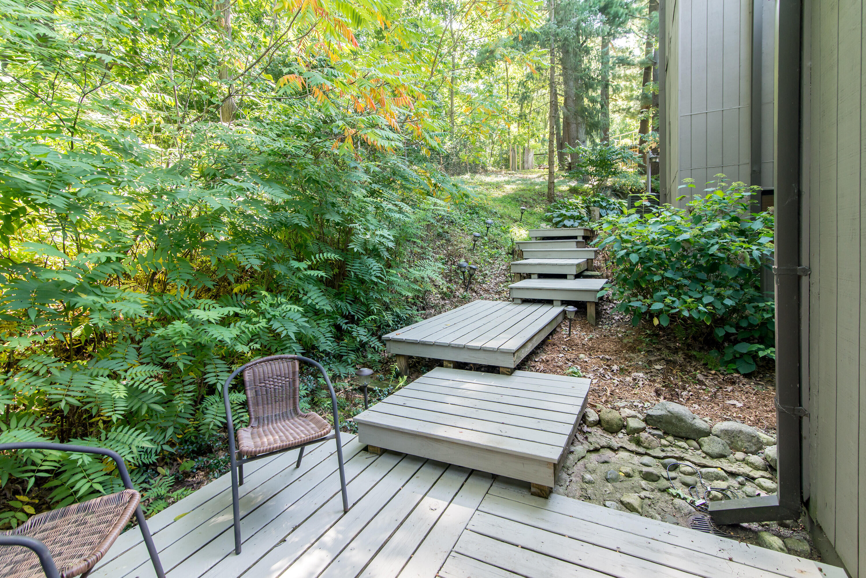 1320 Orkney Drive, Drive