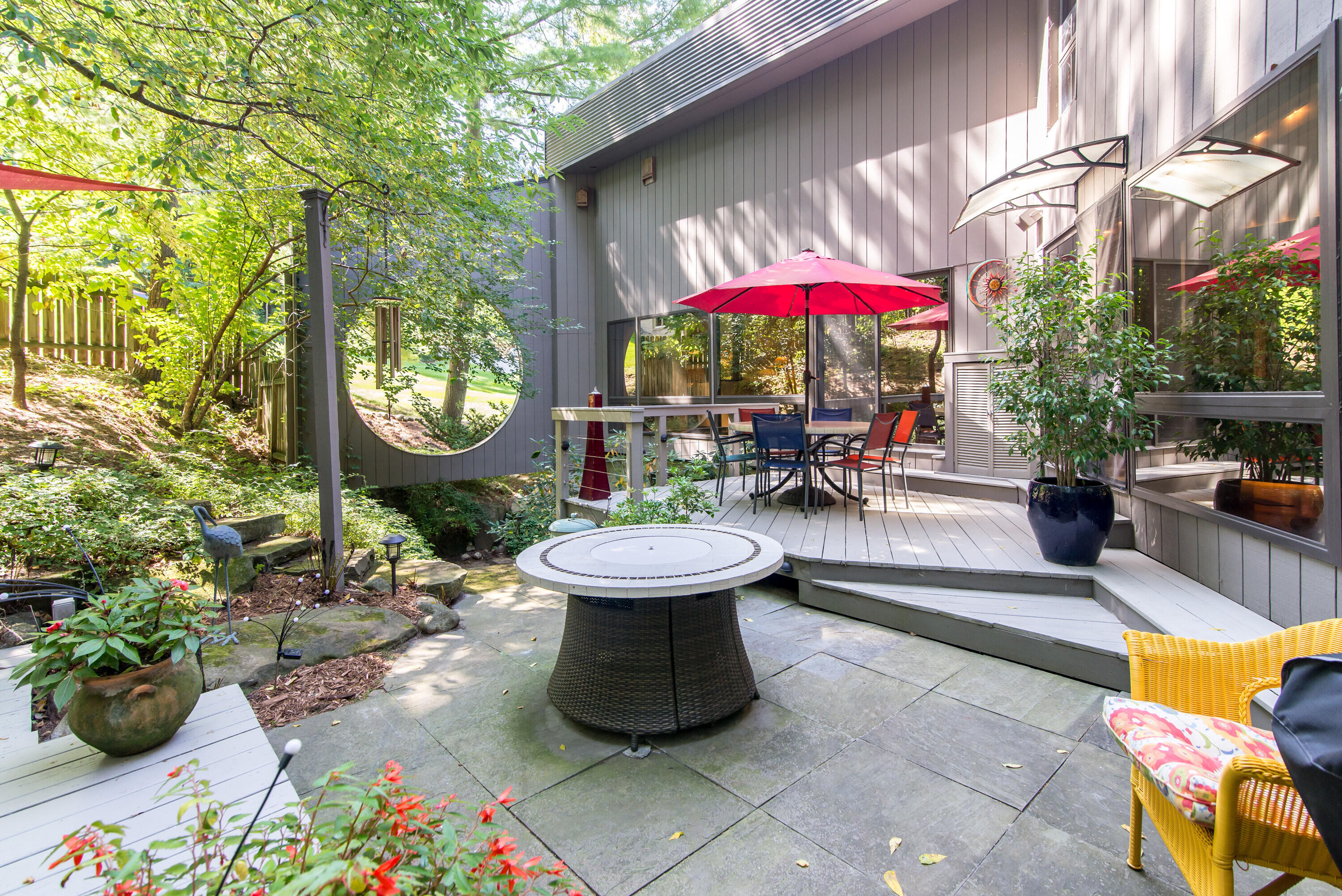 1320 Orkney Drive, Drive