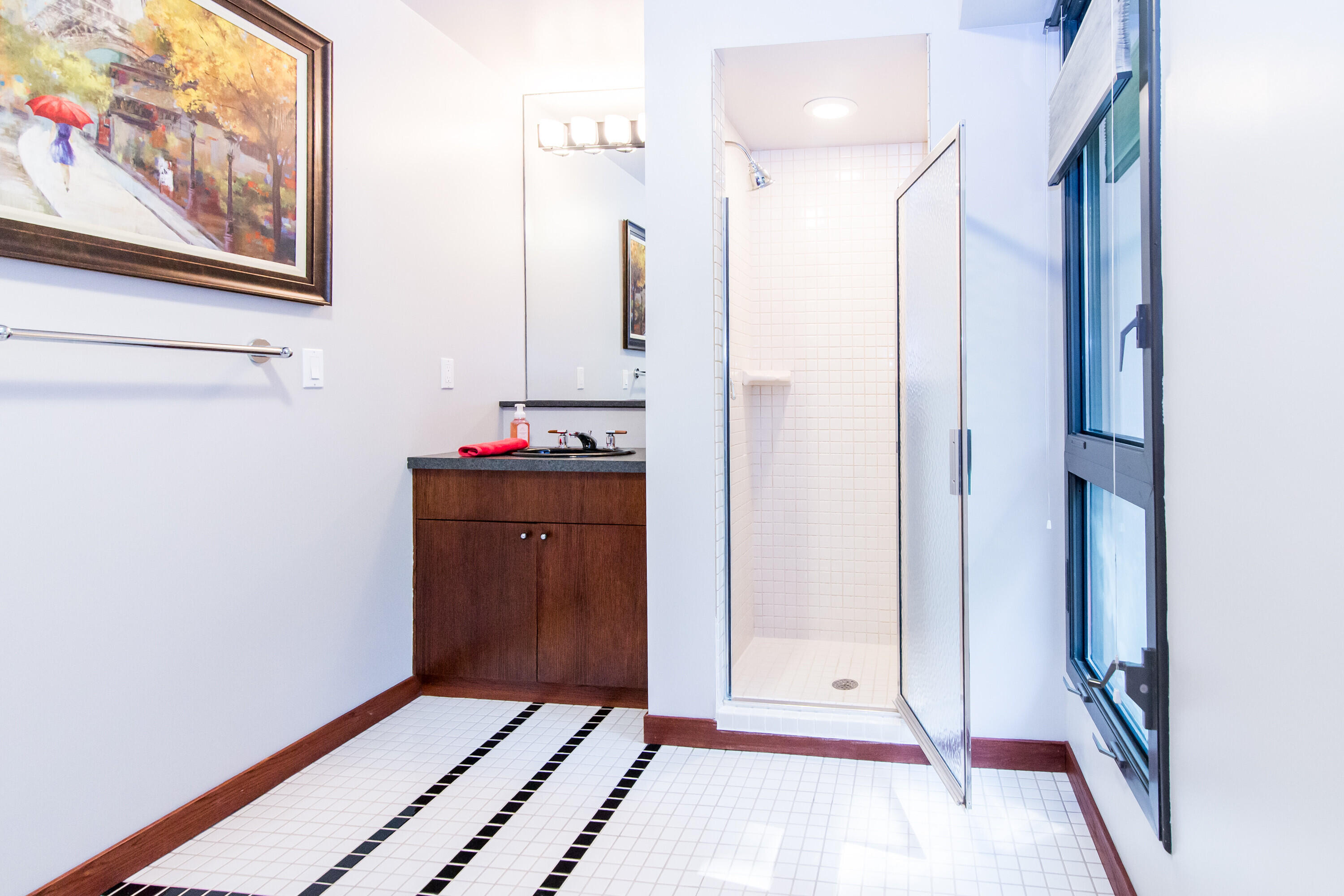 1320 Orkney Drive, Drive