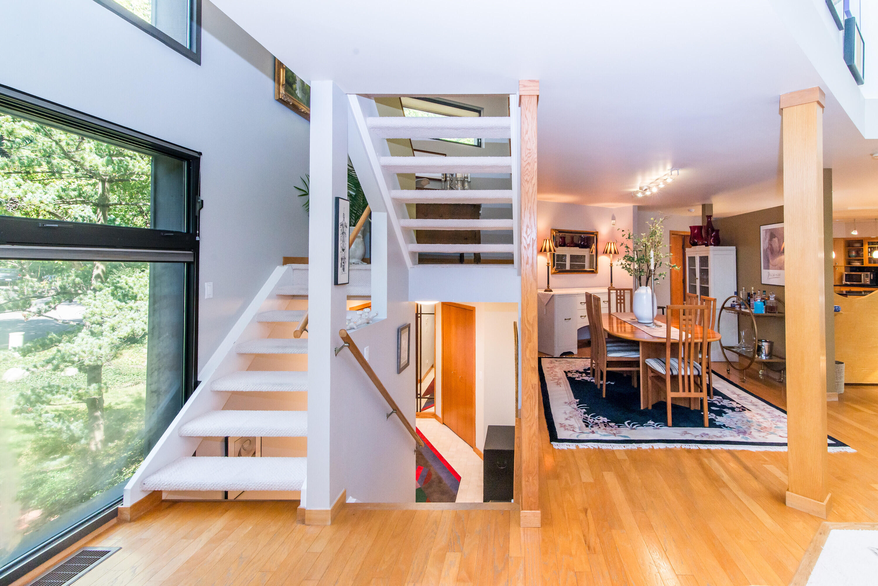 1320 Orkney Drive, Drive