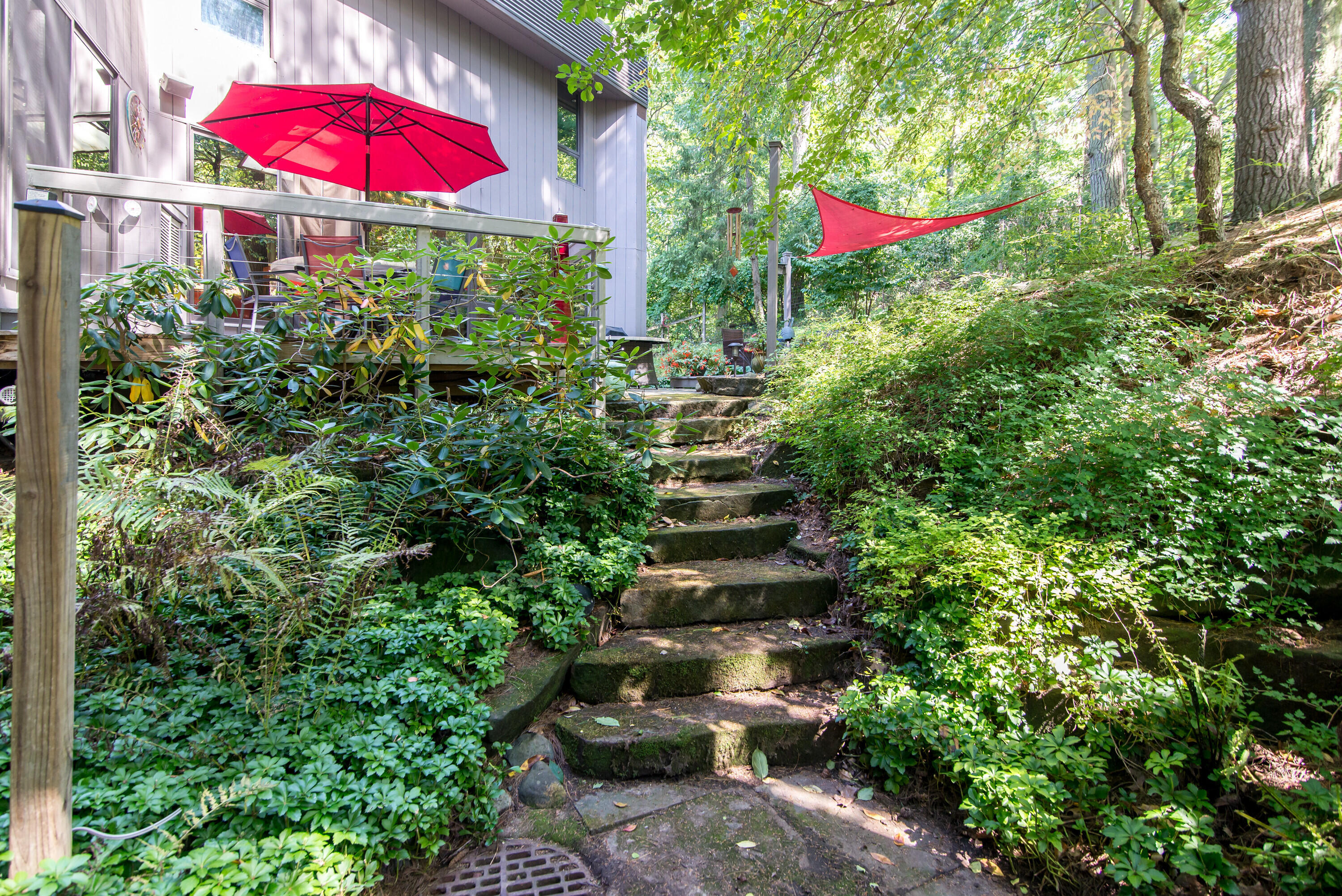 1320 Orkney Drive, Drive