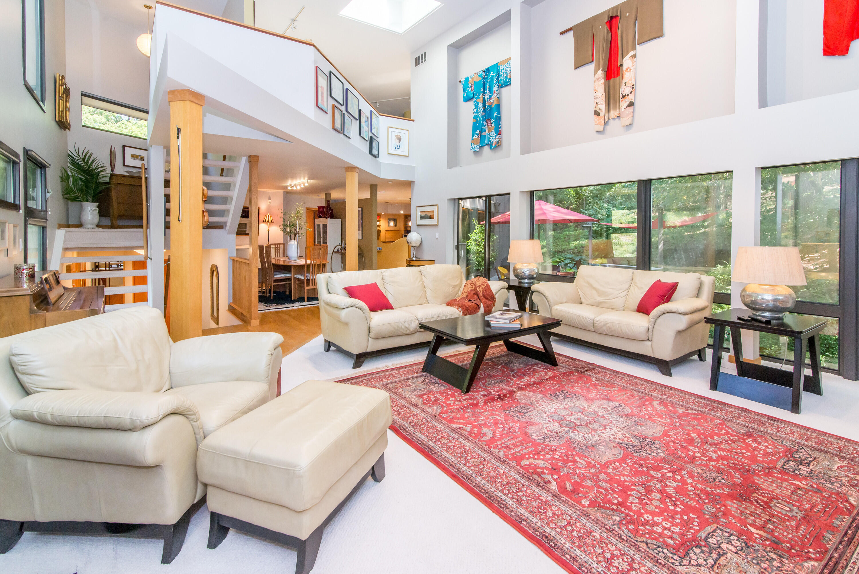 1320 Orkney Drive, Drive