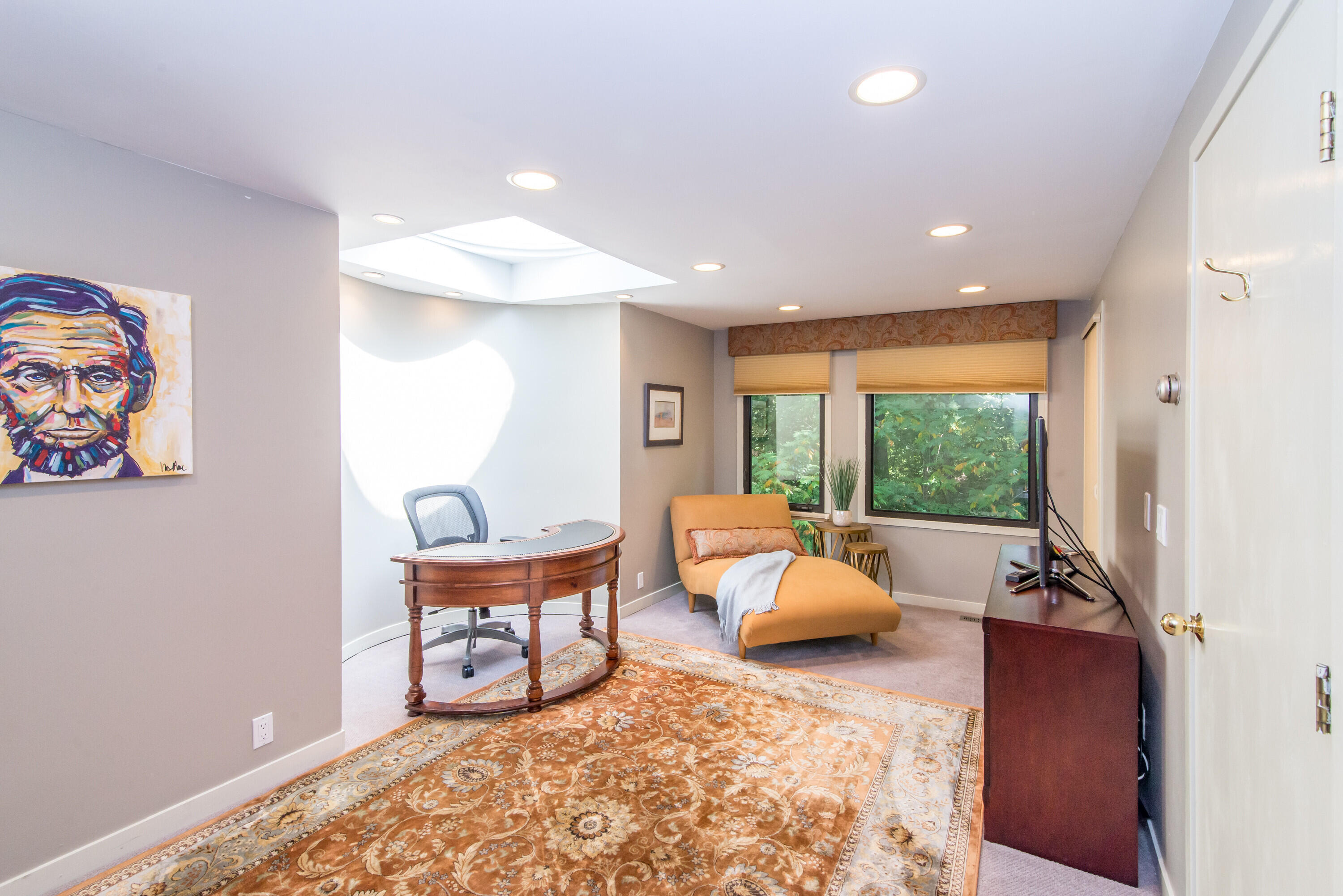 1320 Orkney Drive, Drive