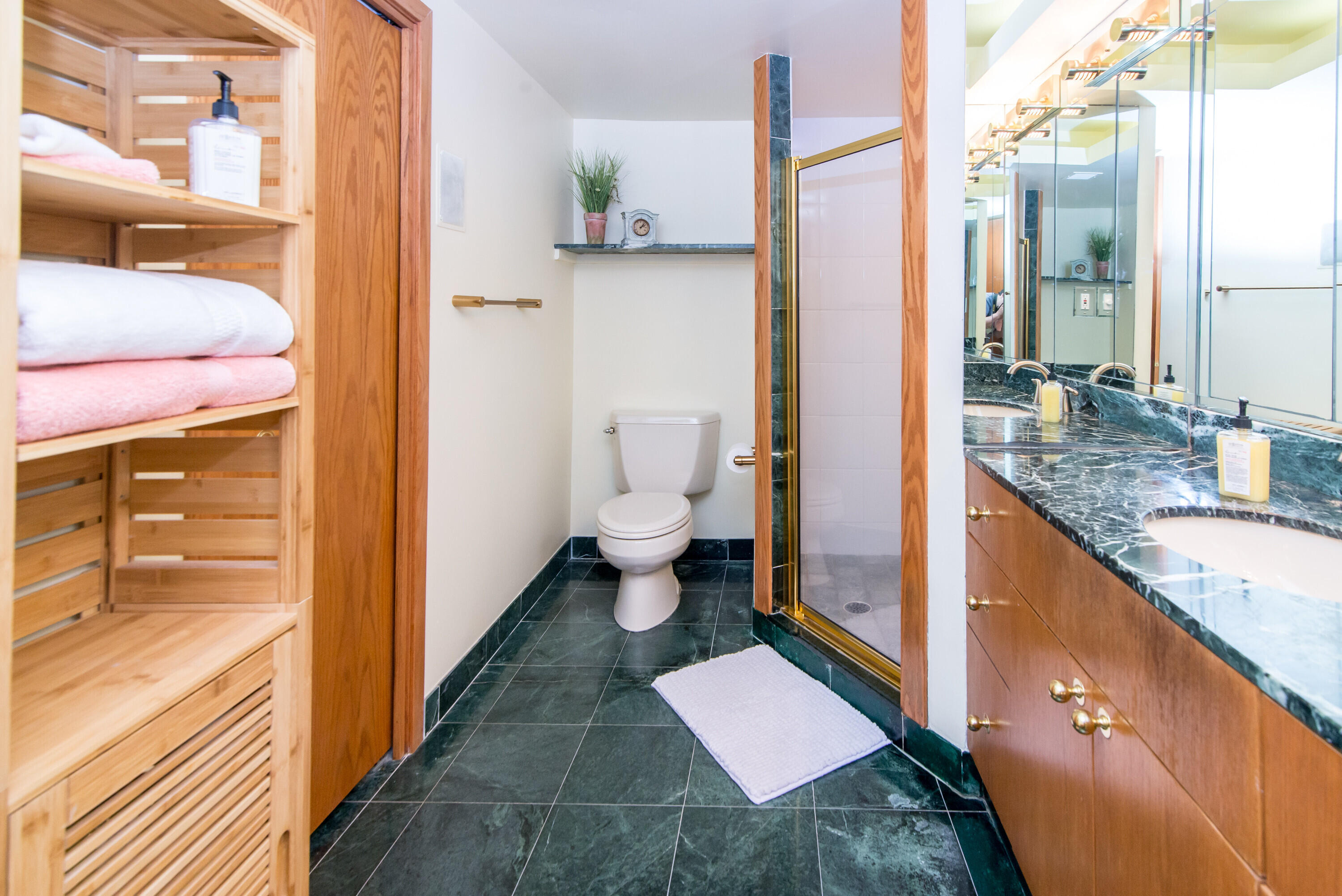 1320 Orkney Drive, Drive