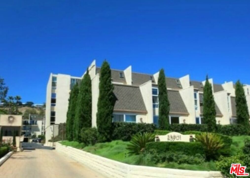 23901 CIVIC CENTER WAY Unit: D-133