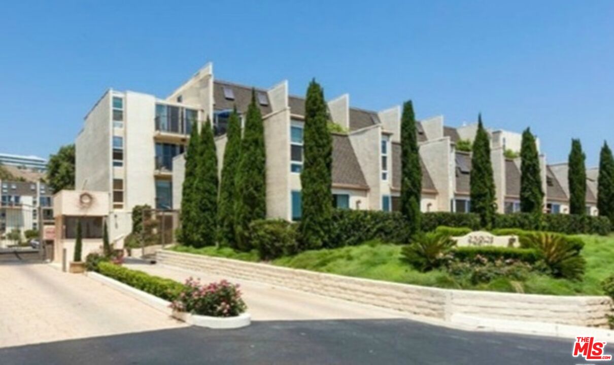 23901 CIVIC CENTER WAY Unit: D-133