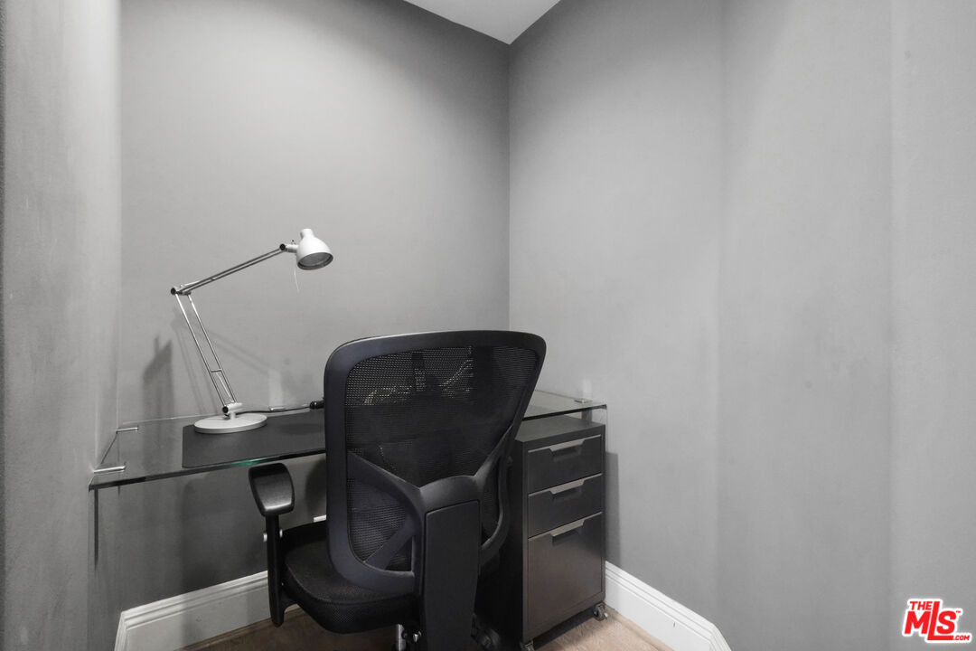 16123 W Sunset Blvd Unit: 202