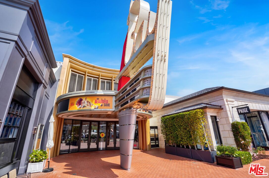 16123 W Sunset Blvd Unit: 202