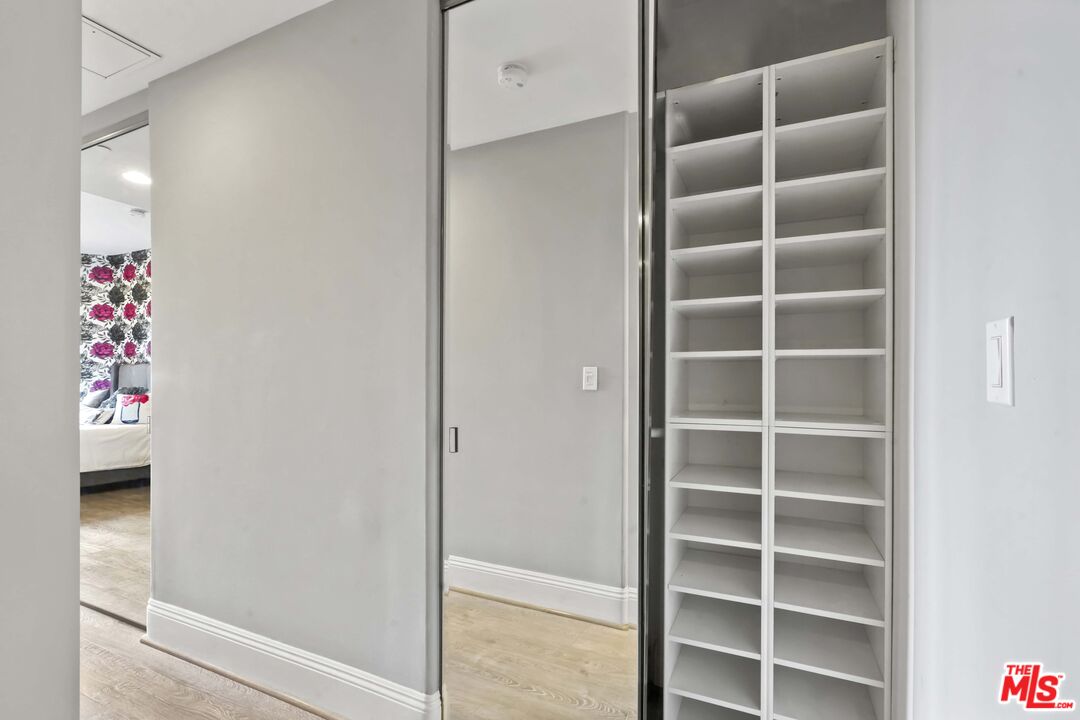 16123 W Sunset Blvd Unit: 202