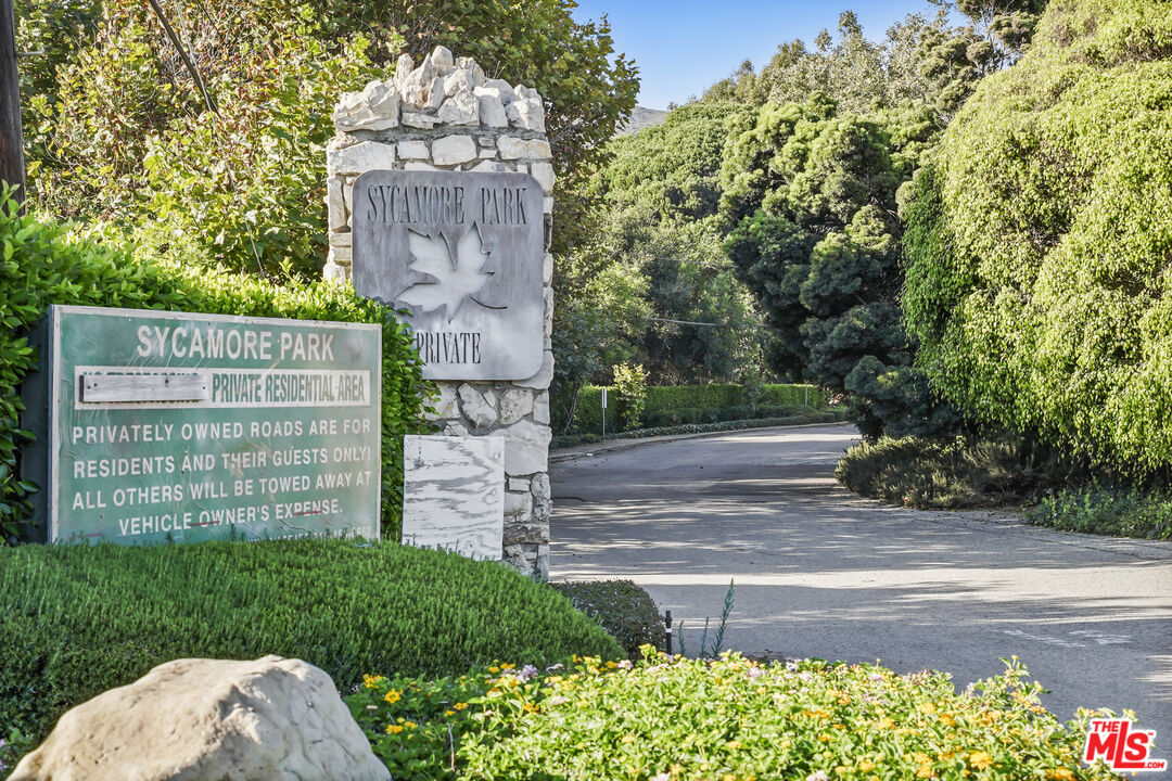 27061 Sea Vista Dr