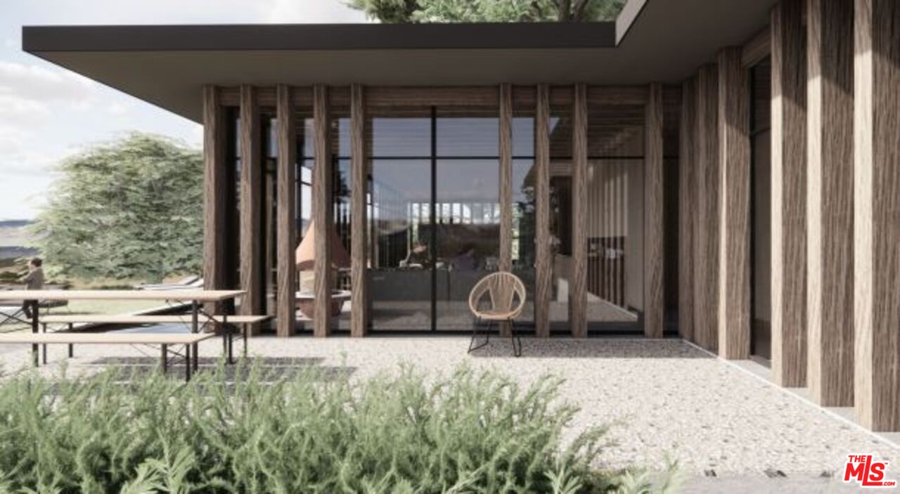2088 Topanga Skyline Dr