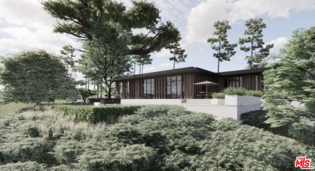 2088 Topanga Skyline Dr