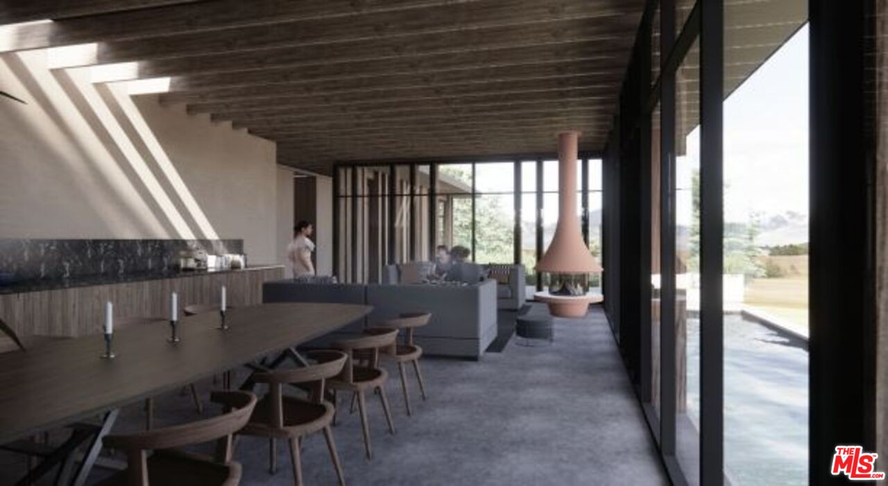 2088 Topanga Skyline Dr