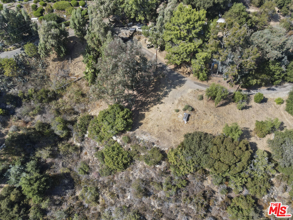 2088 Topanga Skyline Dr