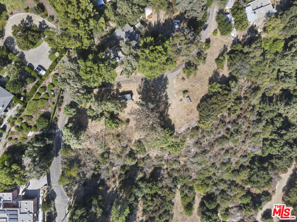 2088 Topanga Skyline Dr