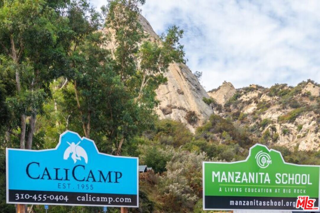 2088 Topanga Skyline Dr