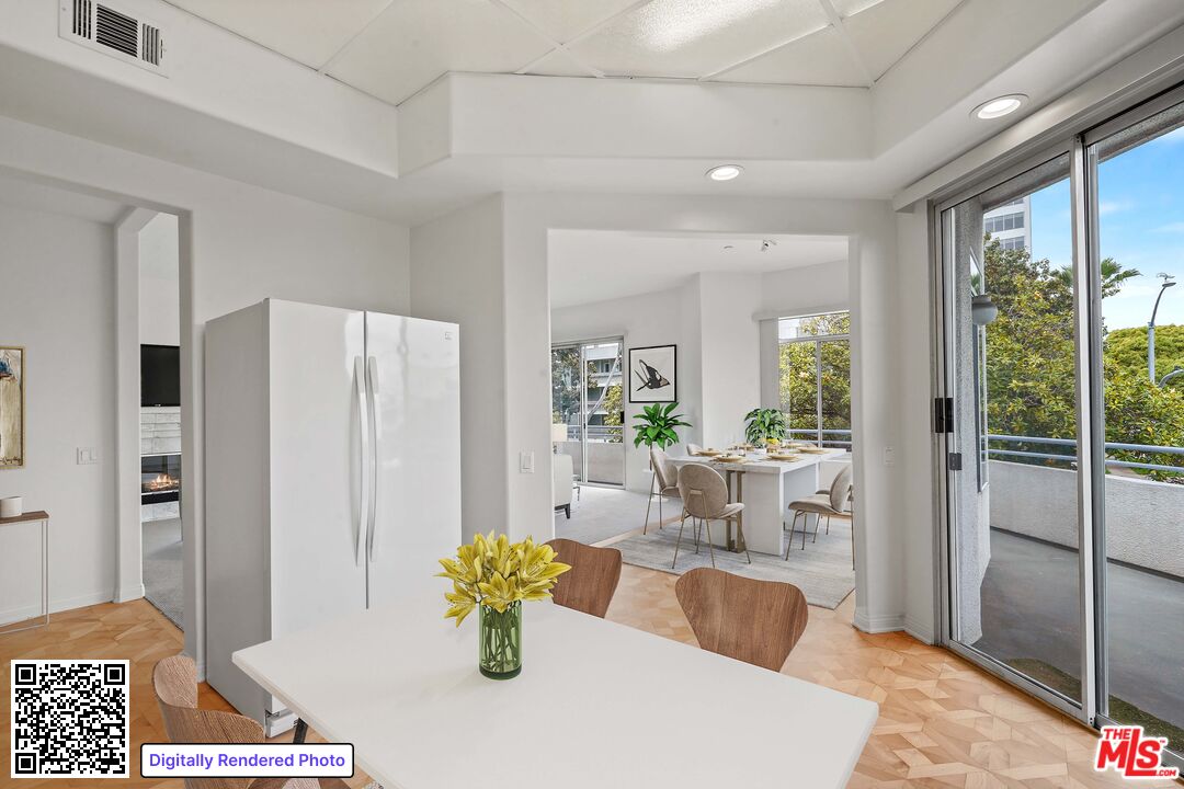 1325 ARIZONA AVE Unit: 201