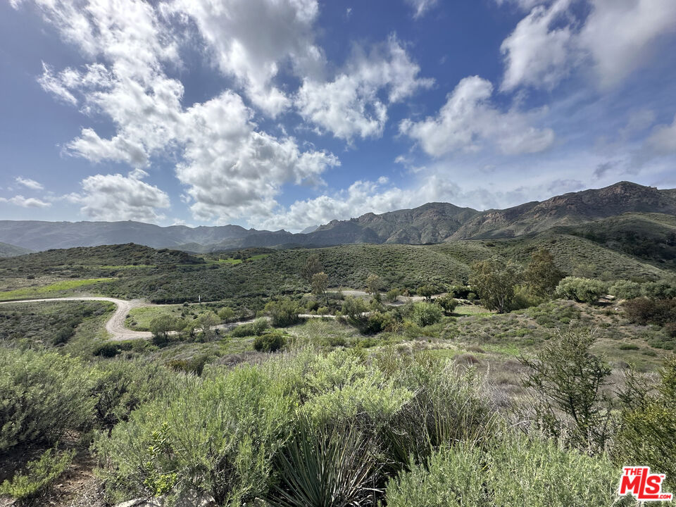 34229 Mulholland Hwy