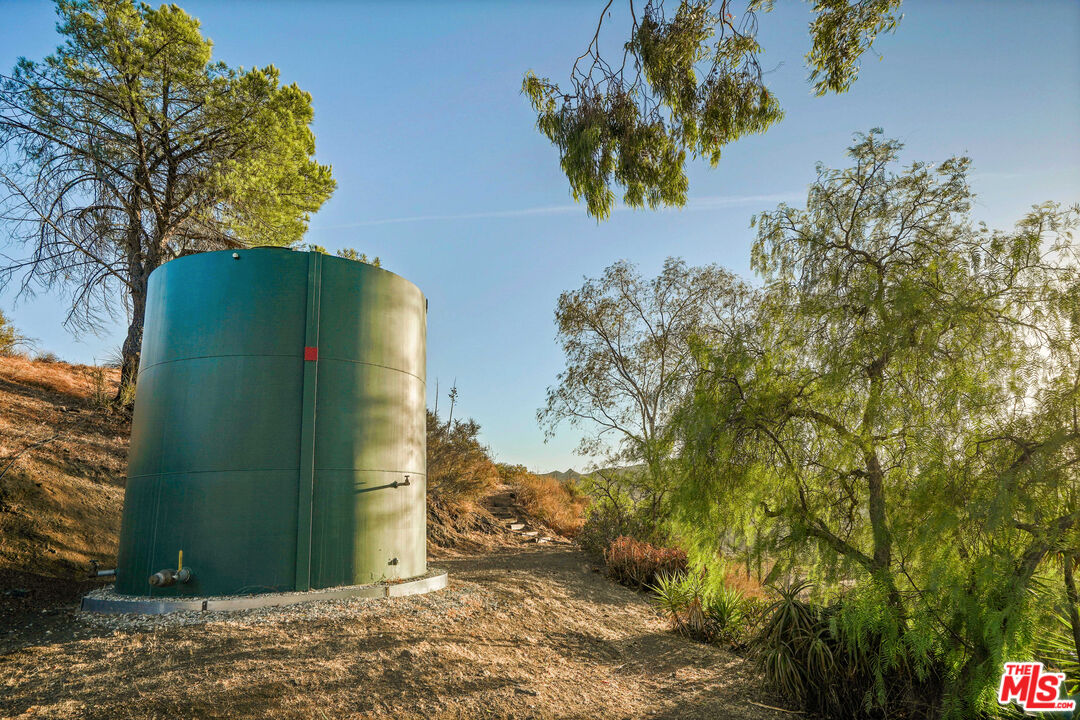 34229 Mulholland Hwy