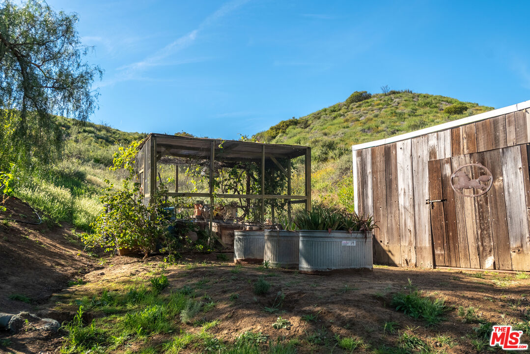 34229 Mulholland Hwy