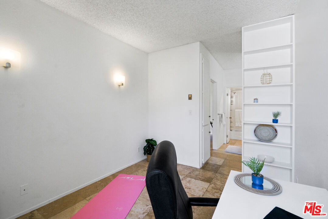 23901 CIVIC CENTER WAY Unit: D133