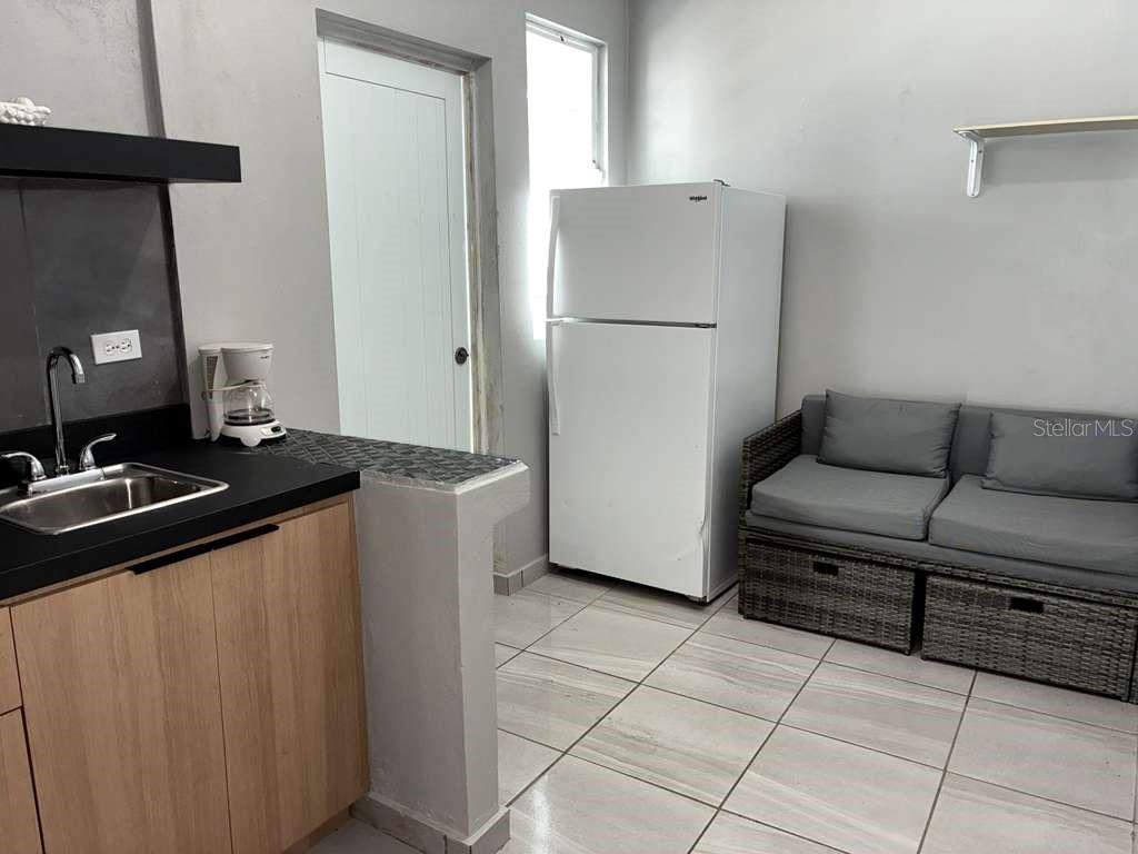 Car 2 K101 CAR 2 K101