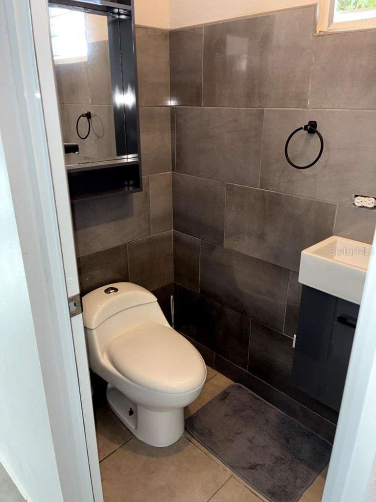 Car 2 K101 CAR 2 K101