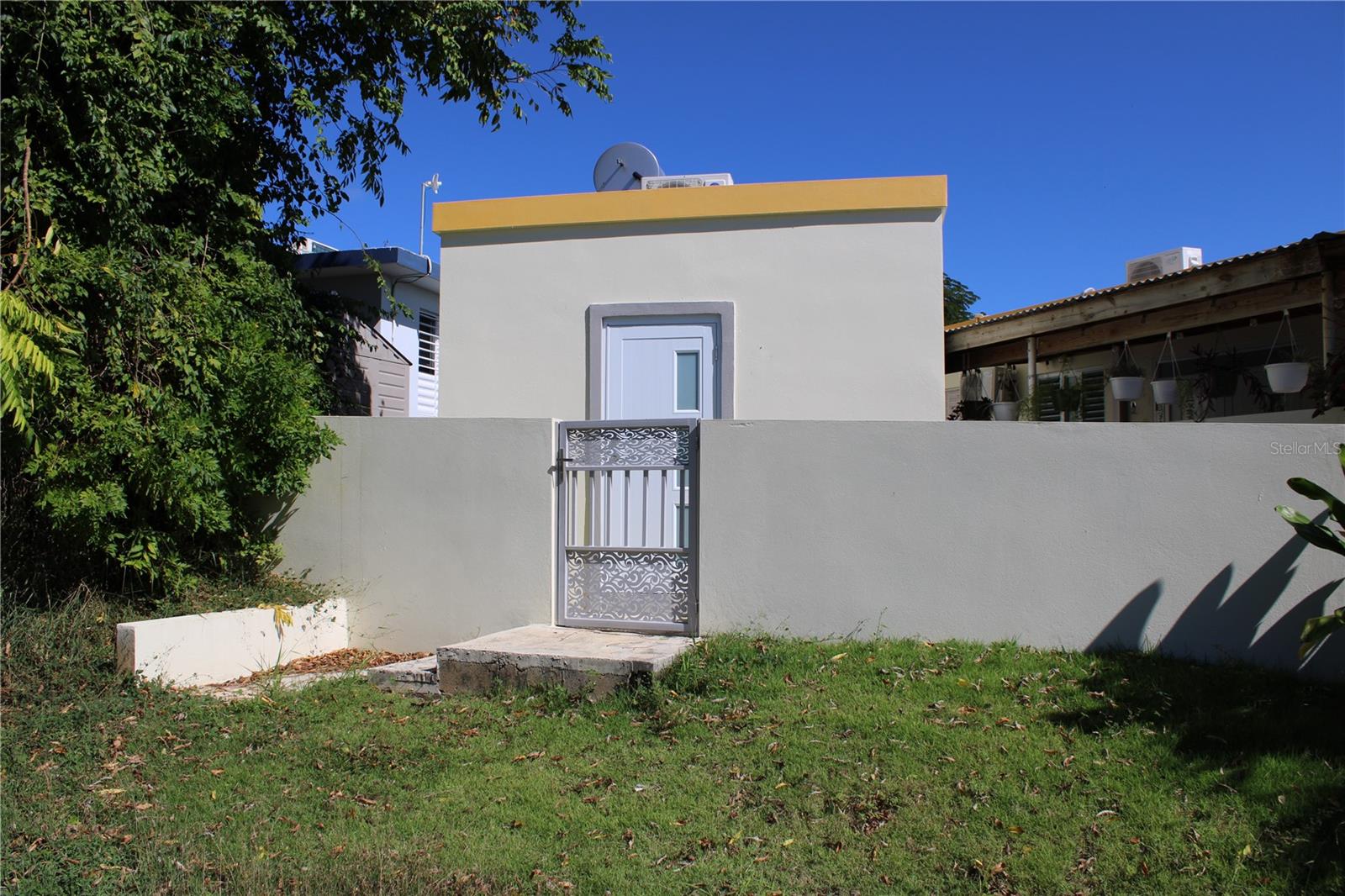 Car 2 K101 CAR 2 K101