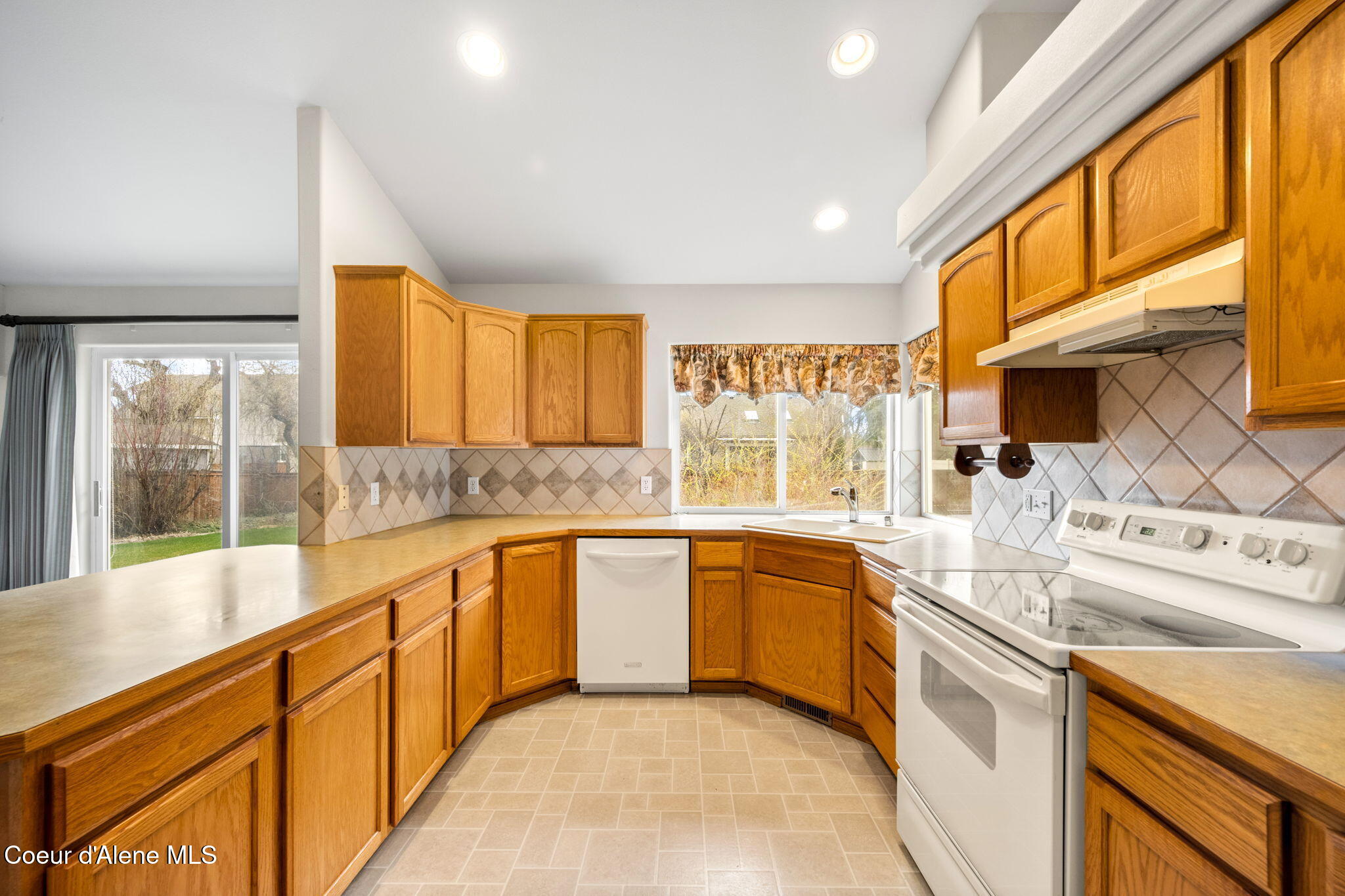 5760 N STAFFORD RD, Coeur d'Alene