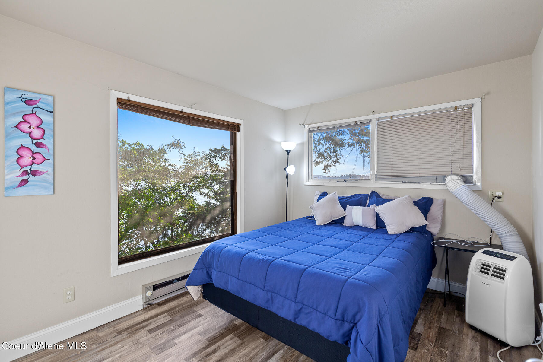 2233 S Silver Beach Rd