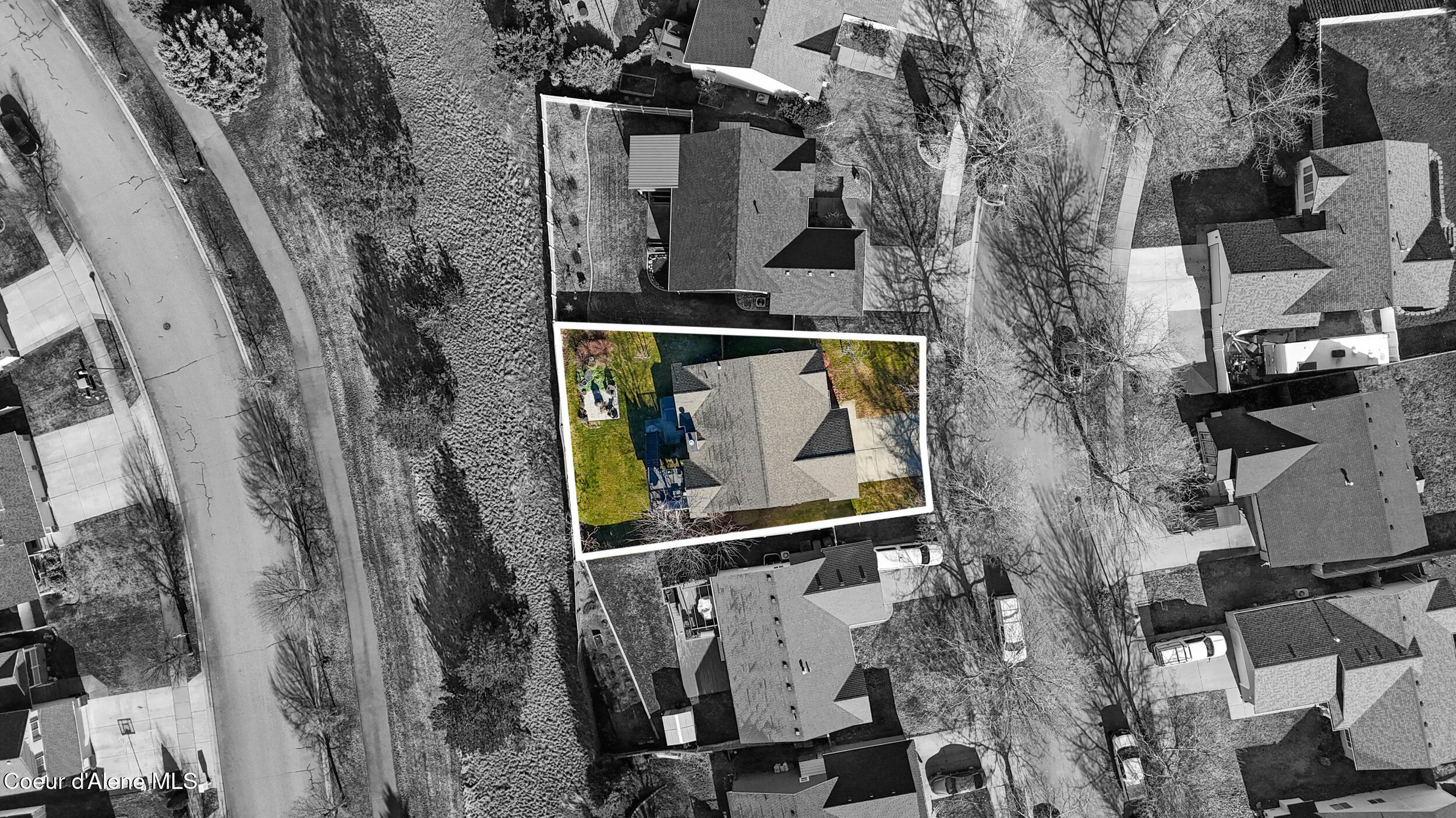 1345 N Kaniksu ST