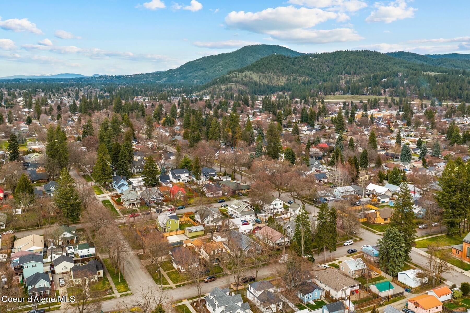 811 E Wallace AVE, Coeur d'Alene