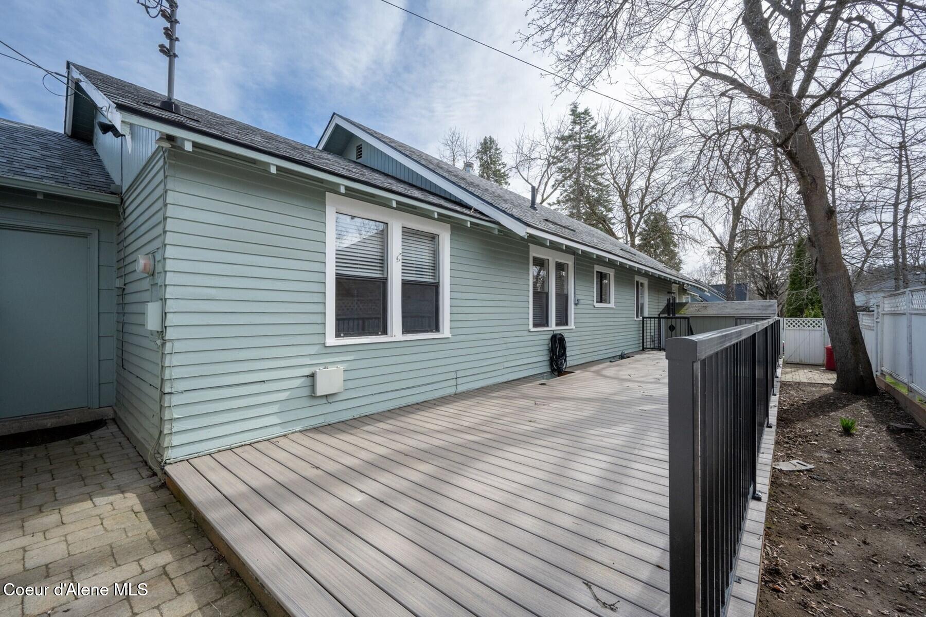 811 E Wallace AVE, Coeur d'Alene