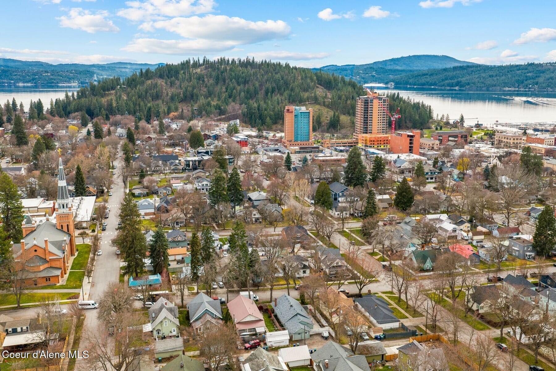 811 E Wallace AVE, Coeur d'Alene