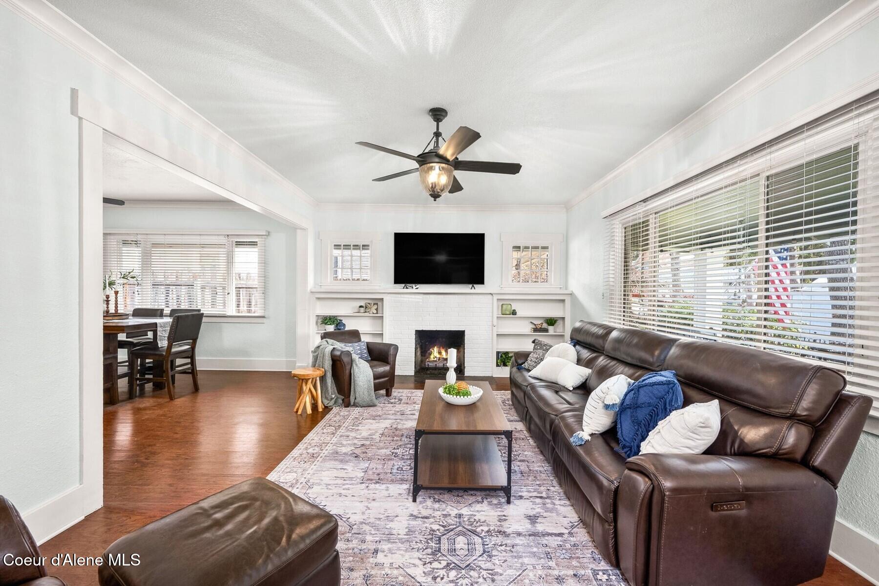 811 E Wallace AVE, Coeur d'Alene