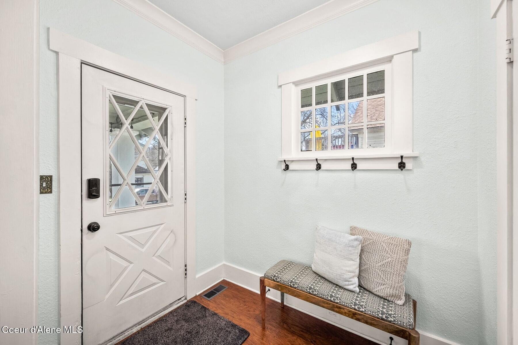 811 E Wallace AVE, Coeur d'Alene