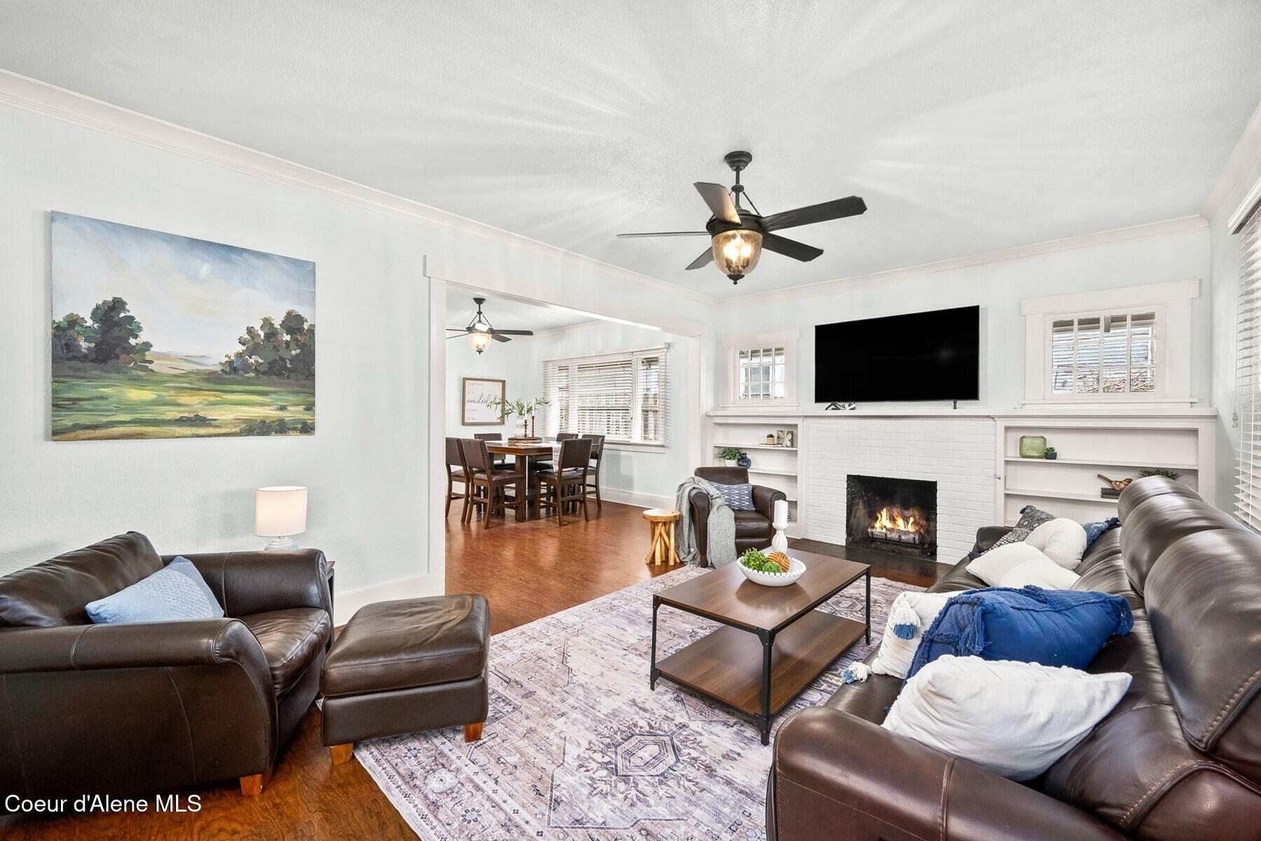 811 E Wallace AVE, Coeur d'Alene