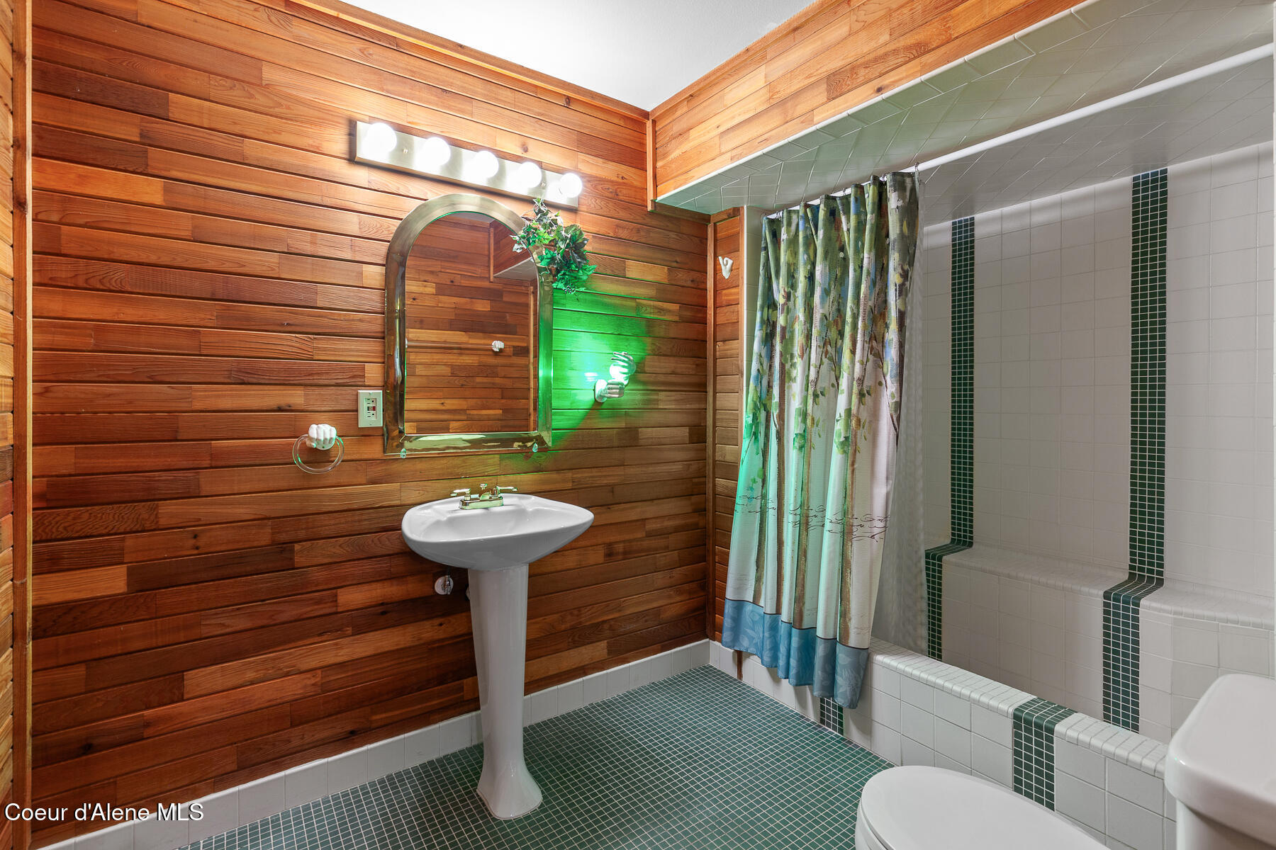 2916 E HARRISON AVE, Coeur d'Alene