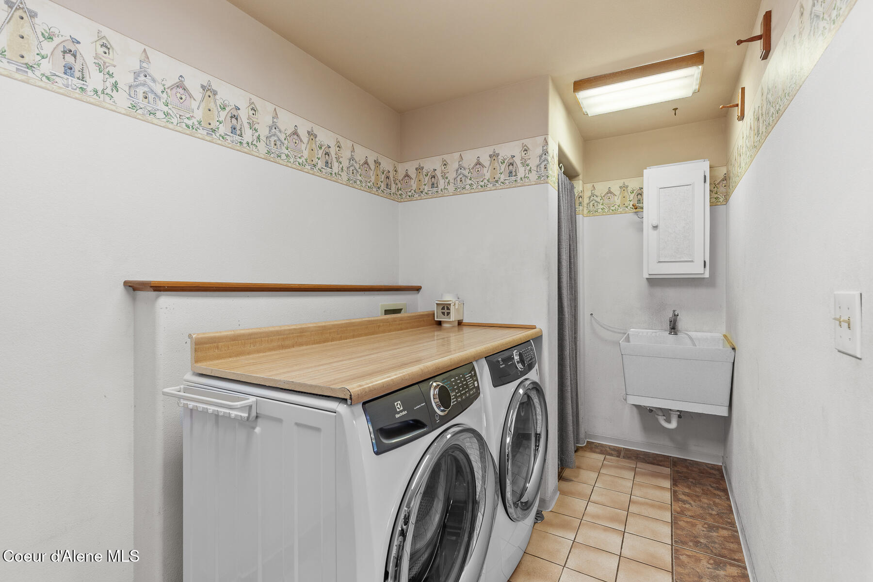 2916 E HARRISON AVE, Coeur d'Alene