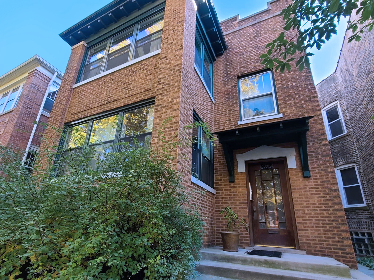 2723 W Agatite Avenue Unit: 1