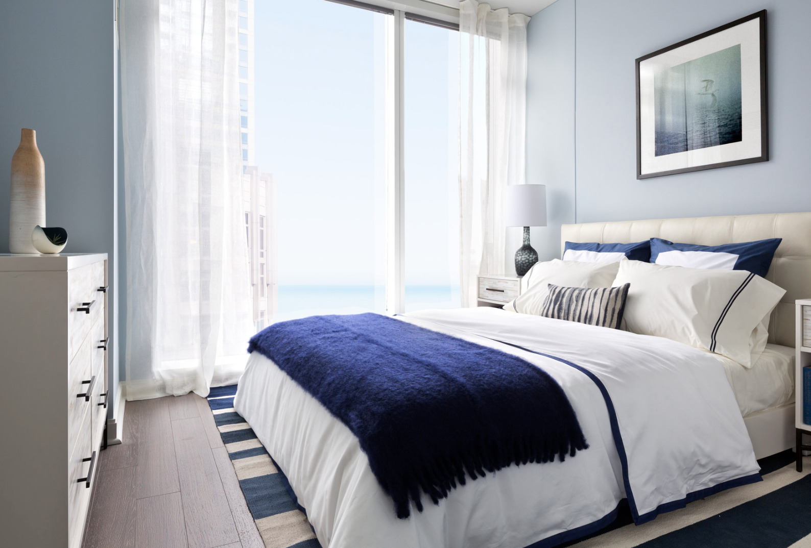 500 N Lake Shore Drive Unit: 3202