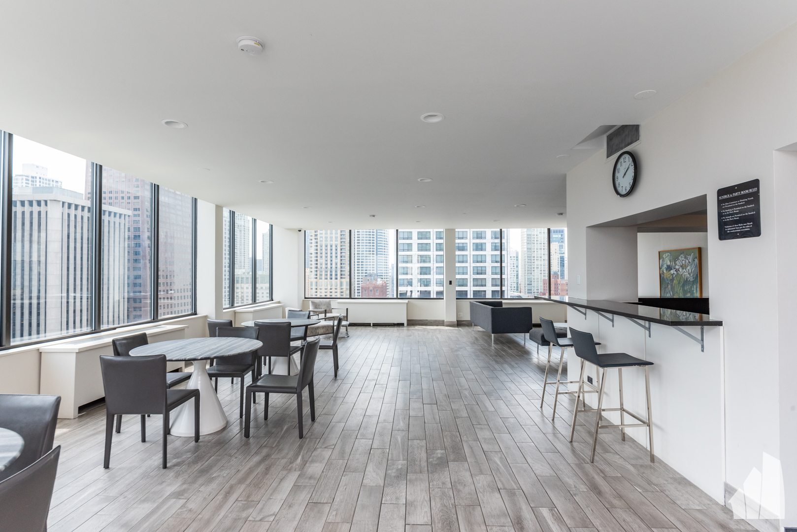 222 E PEARSON Street Unit: 406